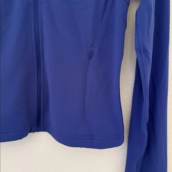 Lululemon Nulu Cropped Define Jacket Size 8 - Picture 7 of 9